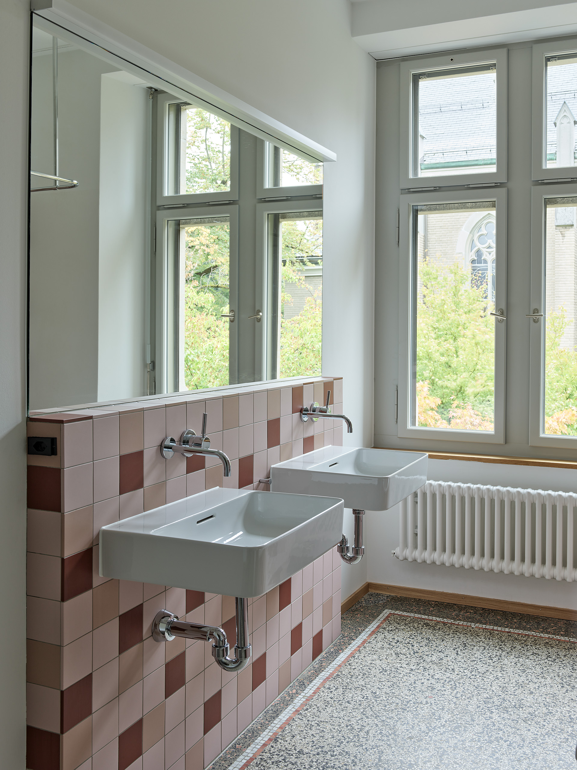 Ahp0088 AIQ4 012349 J2560